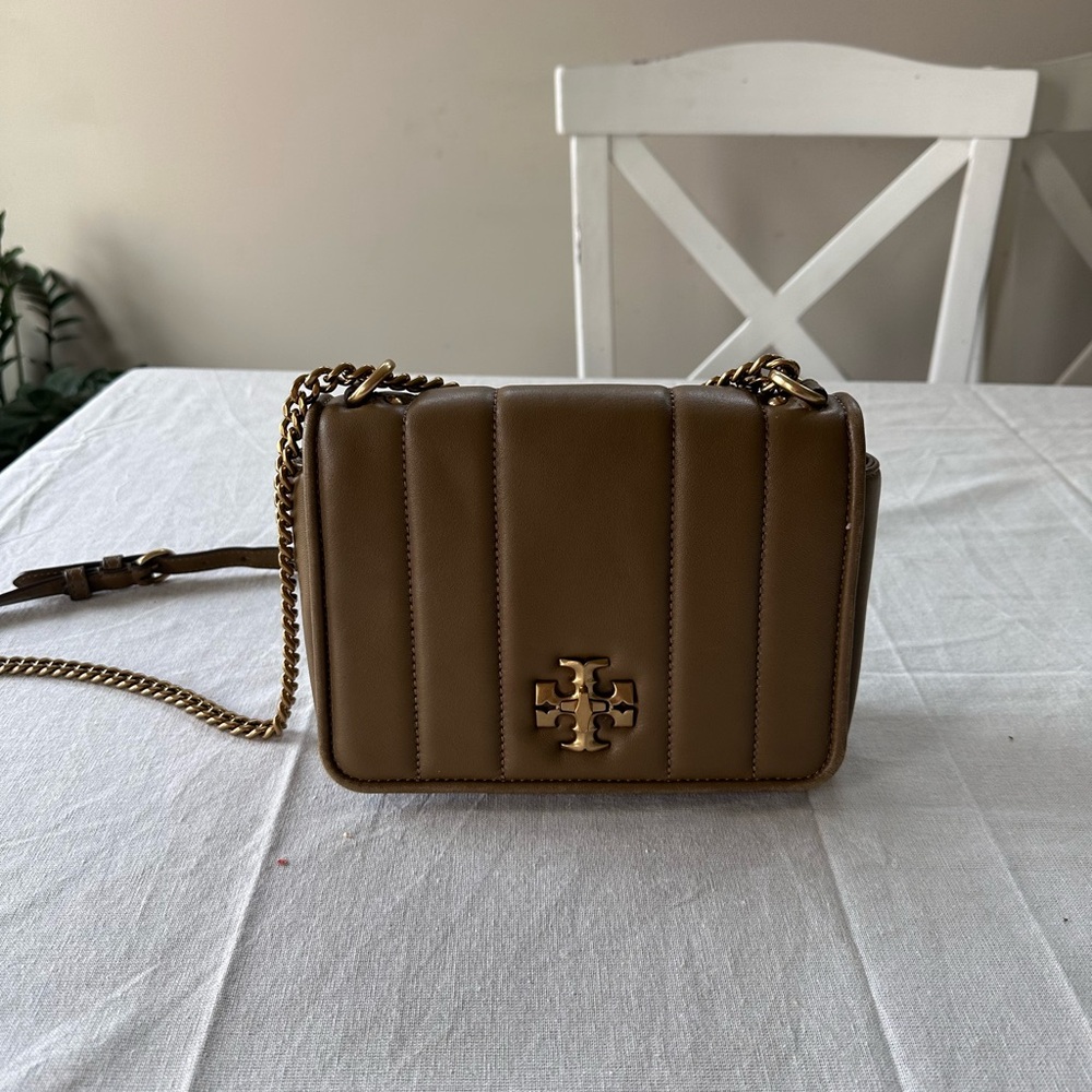 Tory Burch Olive leather bag with twist lock